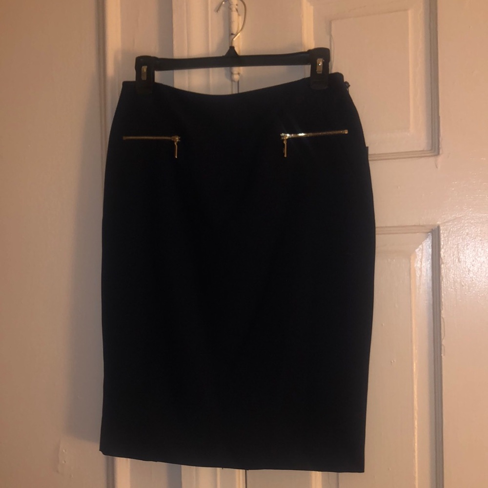 Tommy Hilfiger navy skirt